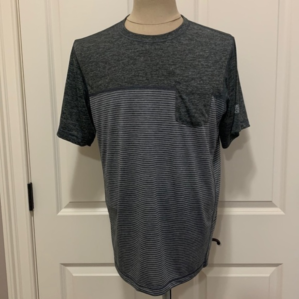 The North Face Flashdry shirt size Large